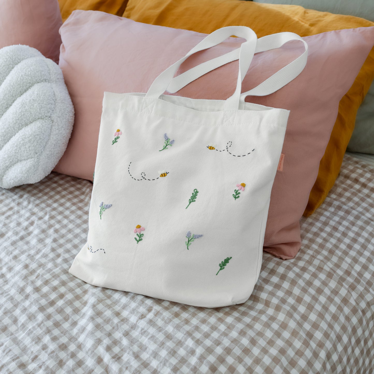 Bee on the Go Tote Bag Beginner Kit