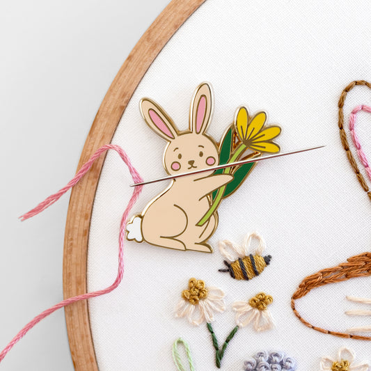 Little Bunny Needle Minder