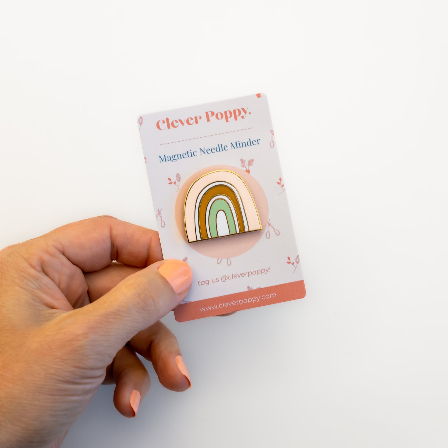 Rainbow Magnetic Needle Minder - Clever Poppy
